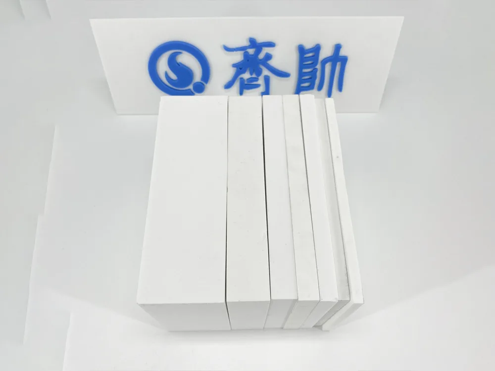 ॲल्युमिना सिरेमिक प्लेट कोणती सामग्री आहे?